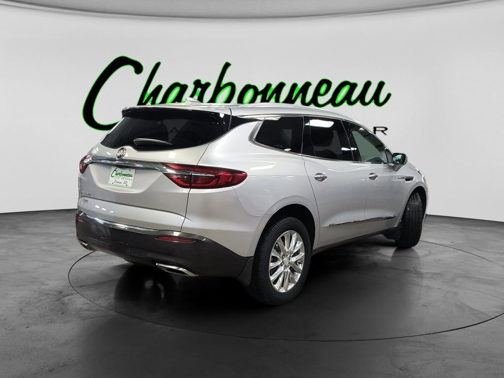 Used 2021 Buick Enclave Premium w/ Surround and Sites Package AWD/4WD image 5