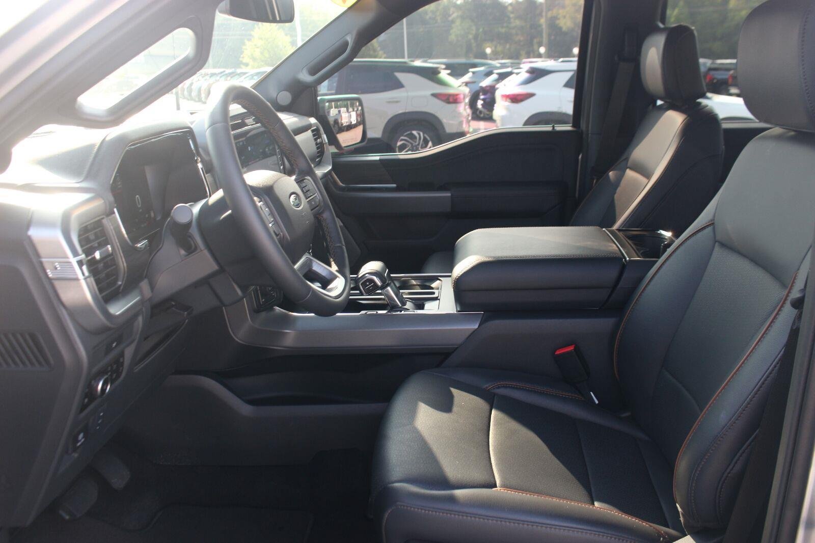 Used 2026 Ford F150 Lariat w/ Equipment Group 501A Mid AWD/4WD image 18