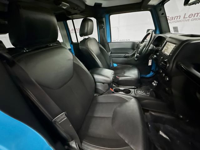Used 2017 Jeep Wrangler Sahara image 29