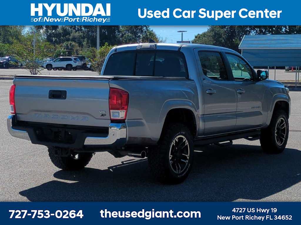 Used 2016 Toyota Tacoma SR5 w/ Towing Package RWD image 5