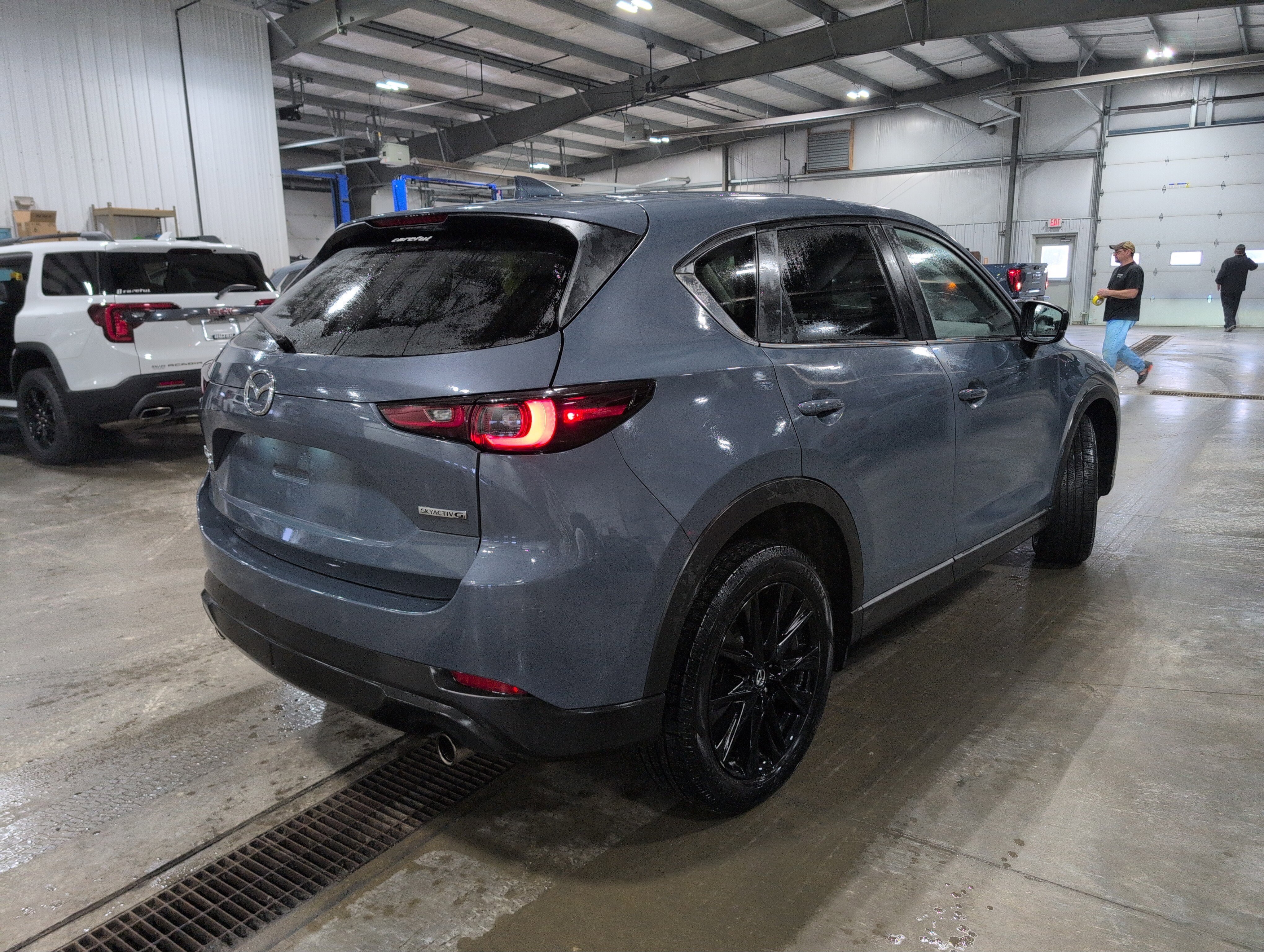 Used 2023 MAZDA CX-5 Carbon Edition AWD/4WD image 3