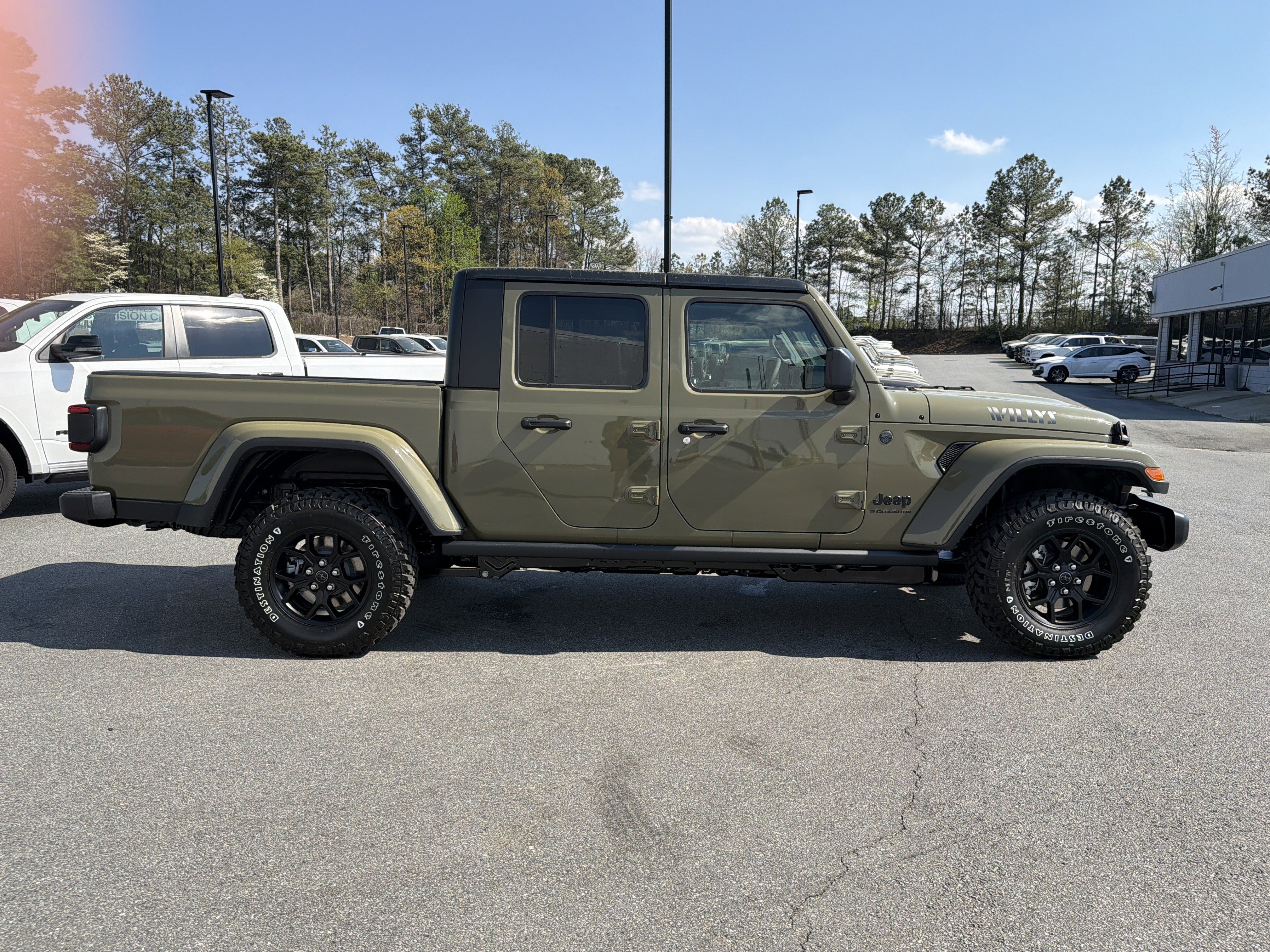 New 2026 Jeep Gladiator Willys image 9