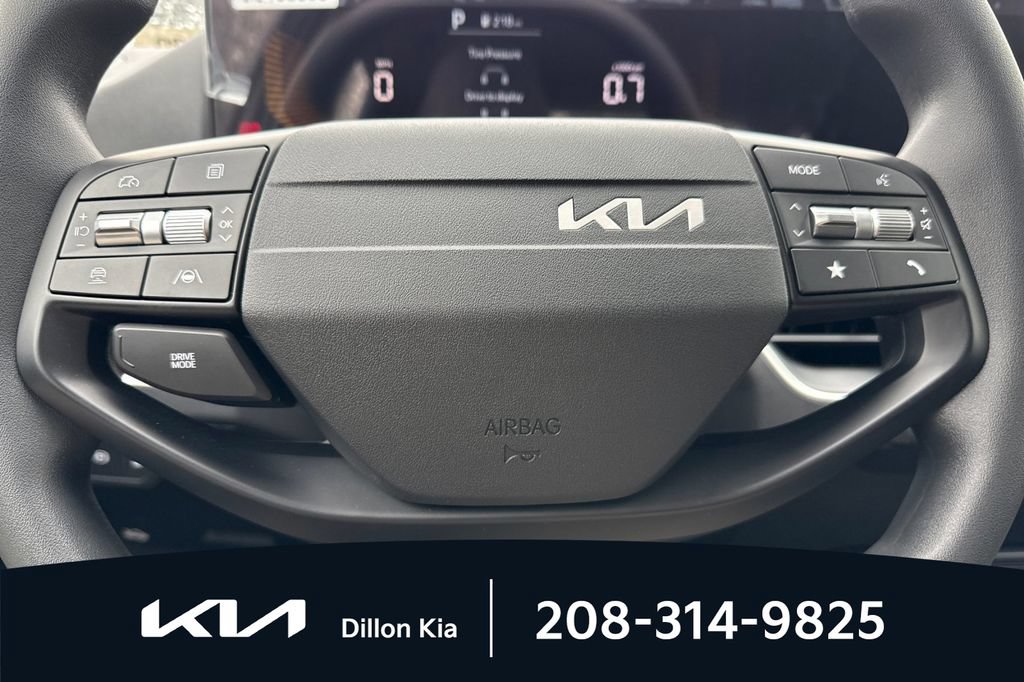 New 2026 Kia K4 FWD image 24