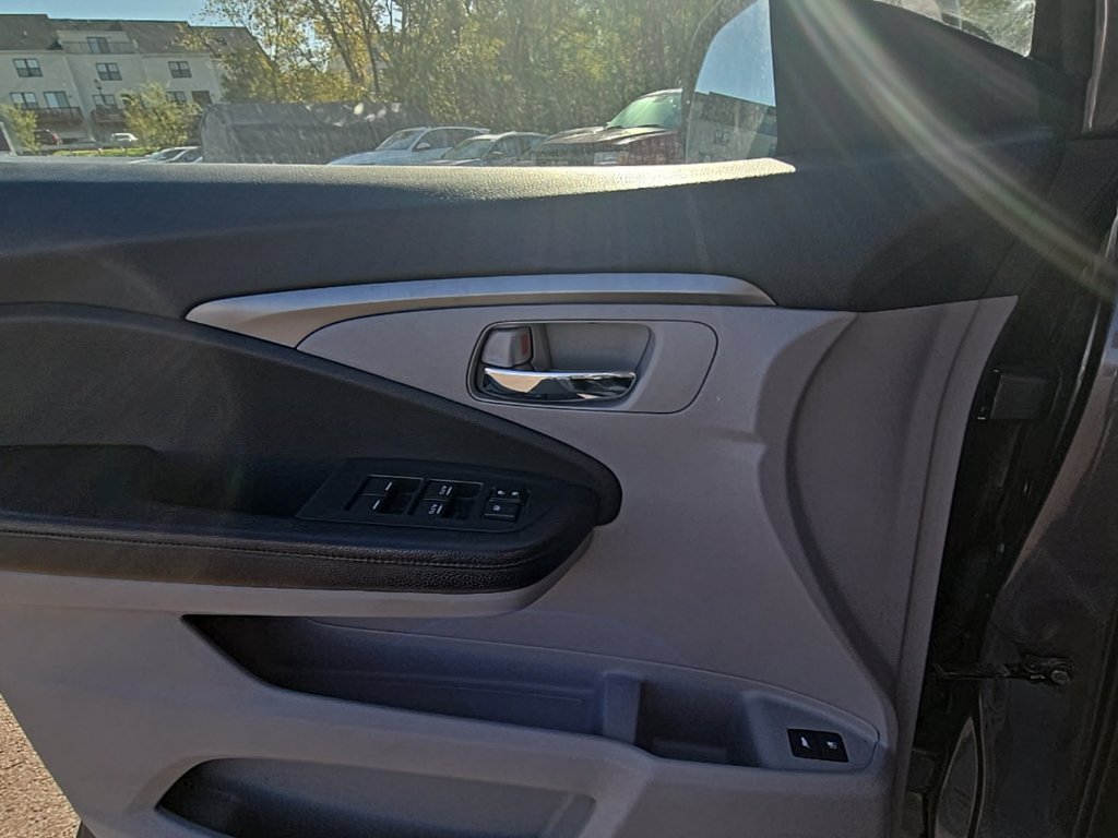 Used 2017 Honda Pilot EX-L image 19