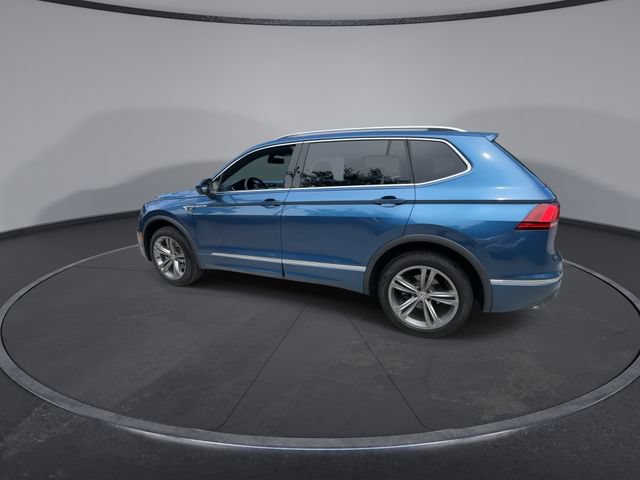 Used 2019 Volkswagen Tiguan SEL R-Line AWD/4WD image 5