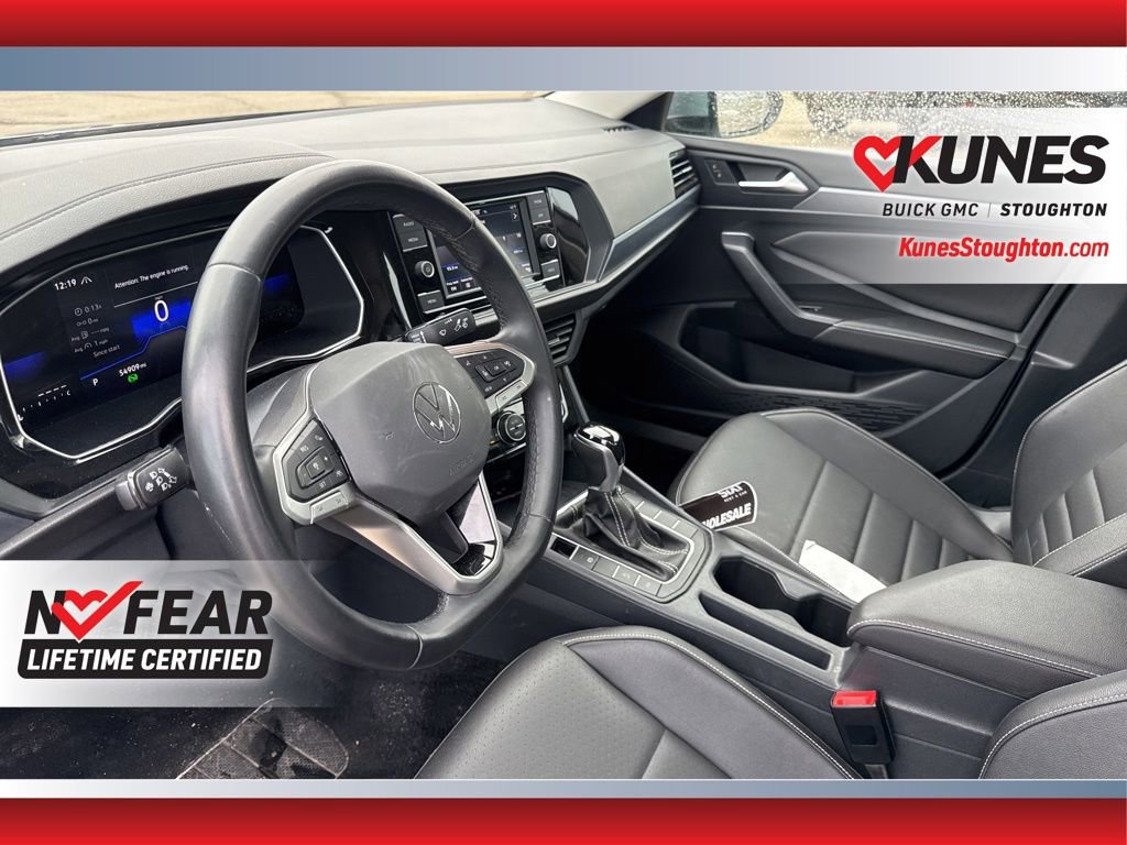 Used 2024 Volkswagen Jetta SE image 20