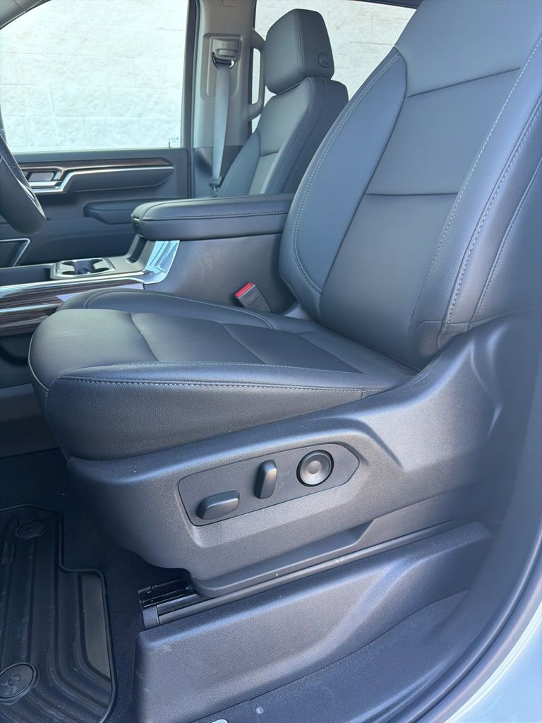 New 2026 Chevrolet Silverado 3500 LT w/ Safety Package image 8