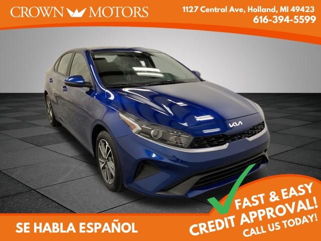 Used 2023 Kia Forte LXS w/ LXS Technology Package FWD image 1