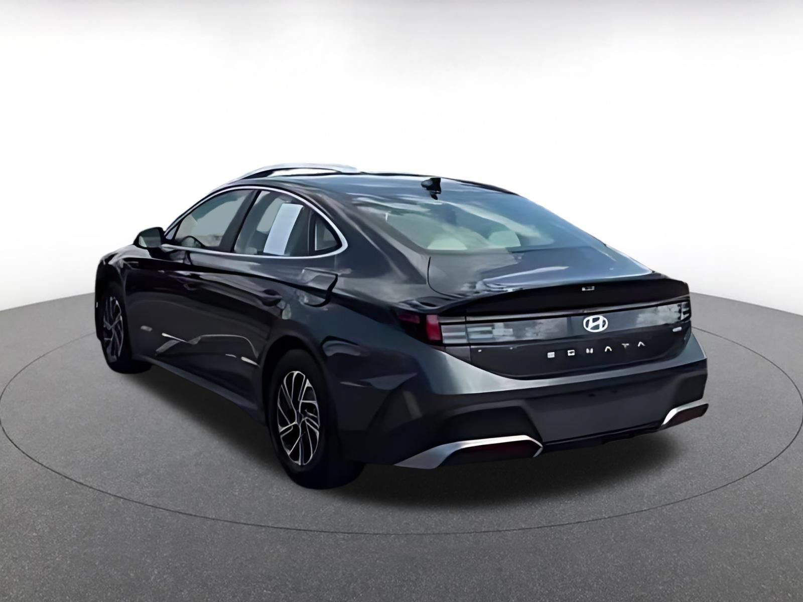 Used 2026 Hyundai Sonata Blue FWD image 15