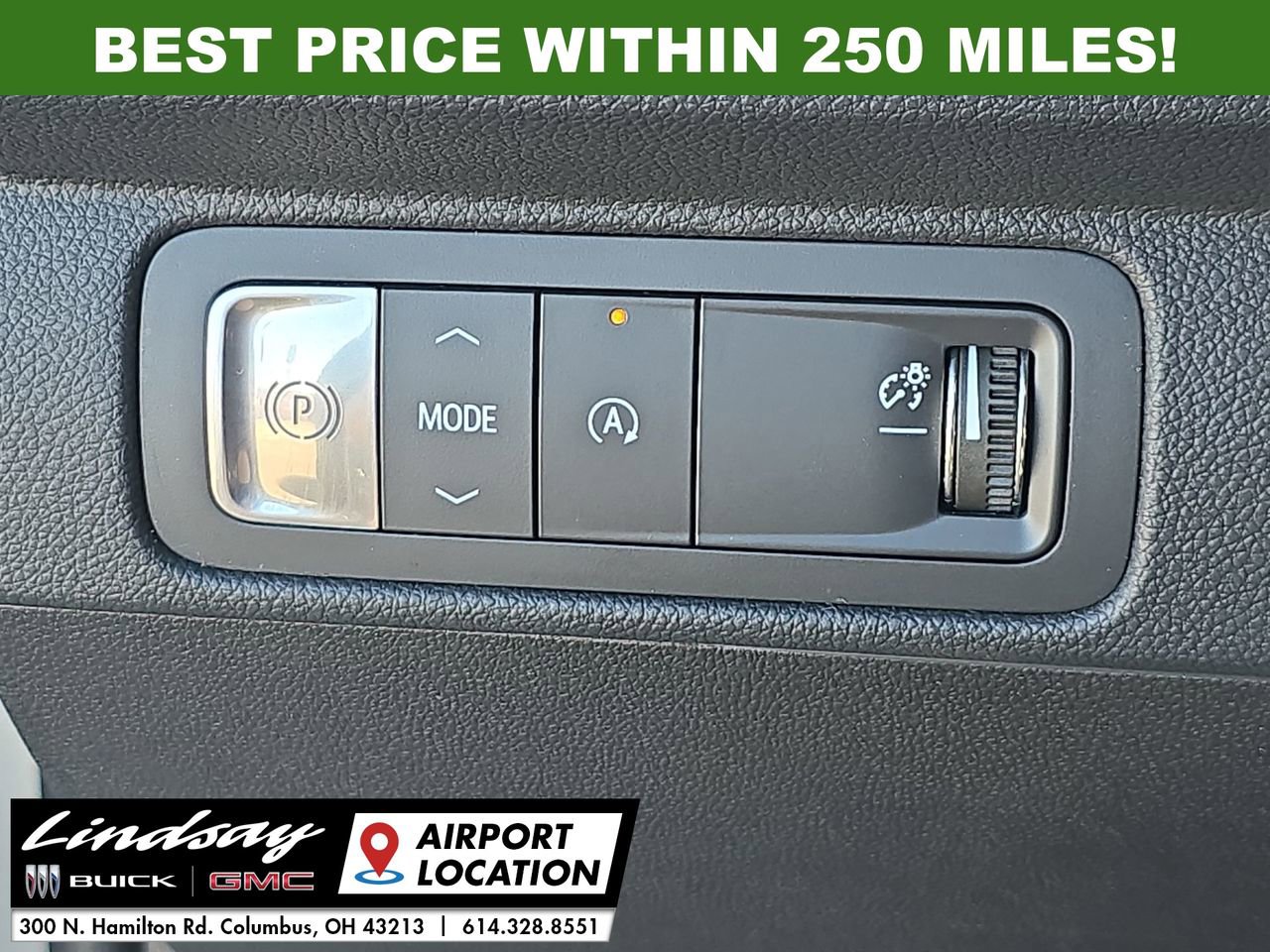 Used 2024 Chevrolet Traverse RS image 17
