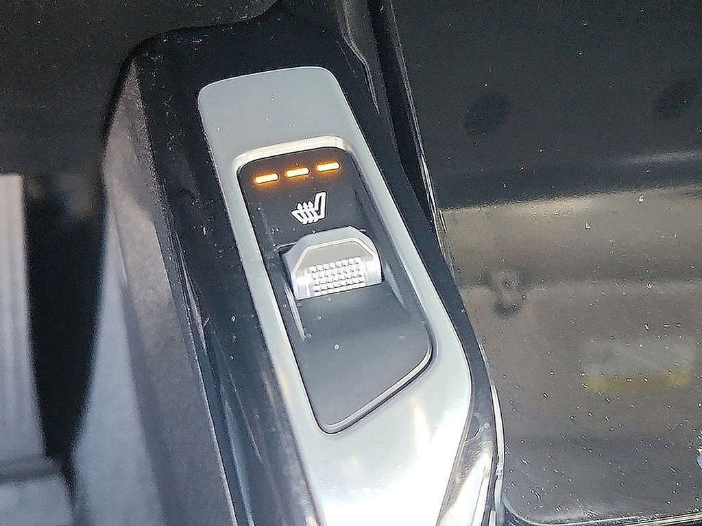 Used 2021 Kia Sorento SX image 13