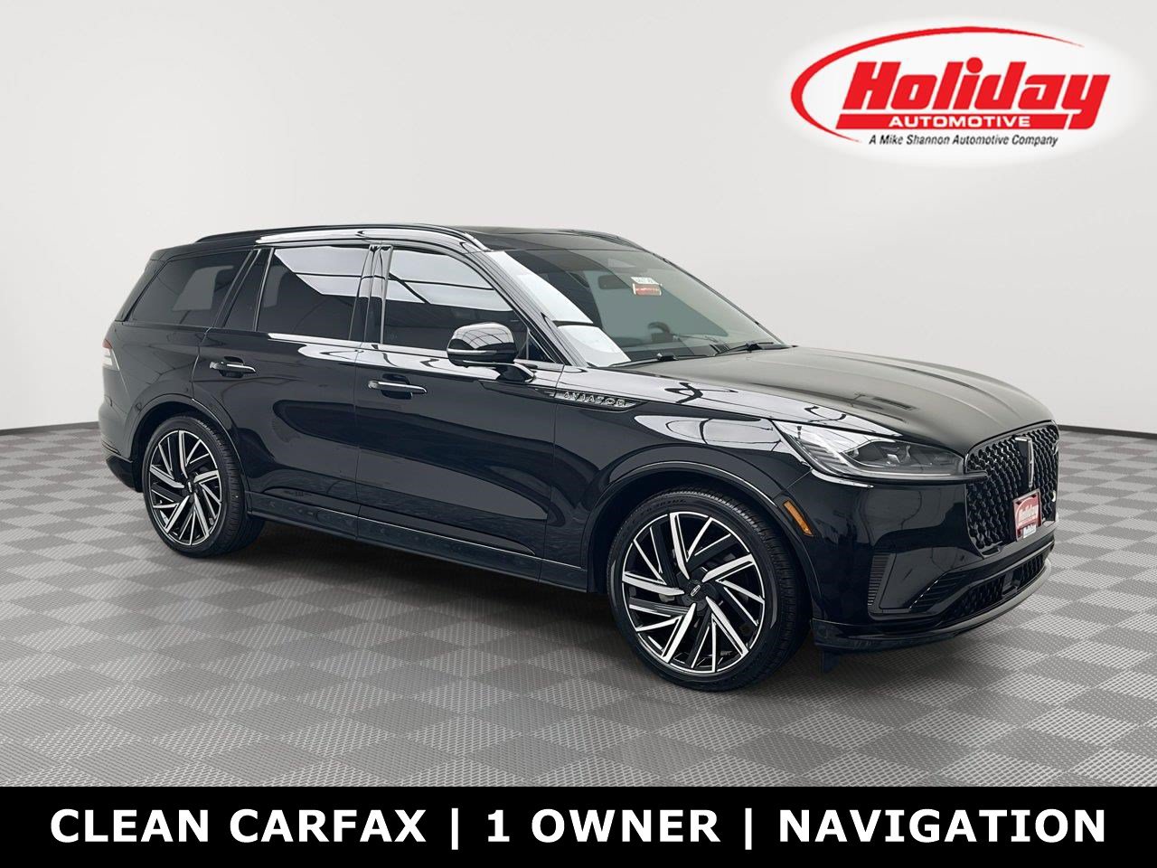 Used 2025 Lincoln Aviator Black Label w/ Jet Appearance Package AWD/4WD image 1