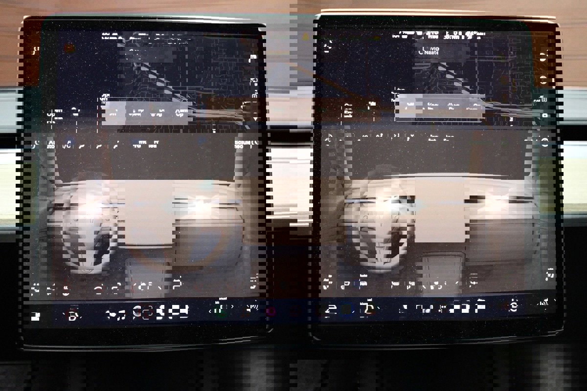 Used 2023 Tesla Model 3 Long Range image 5