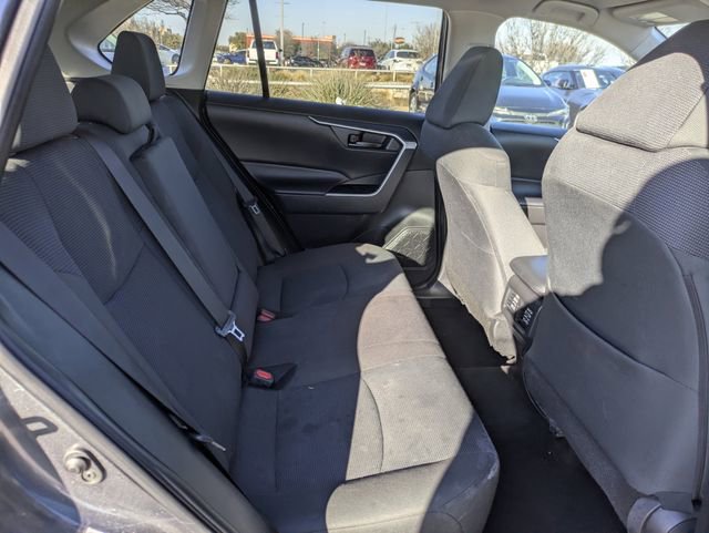 Used 2024 Toyota RAV4 LE image 28
