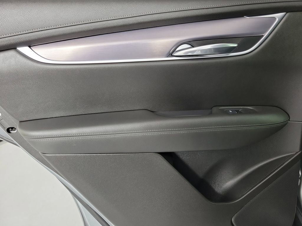Certified 2024 Cadillac XT6 Luxury w/ LPO, Floor Liner Package FWD image 14