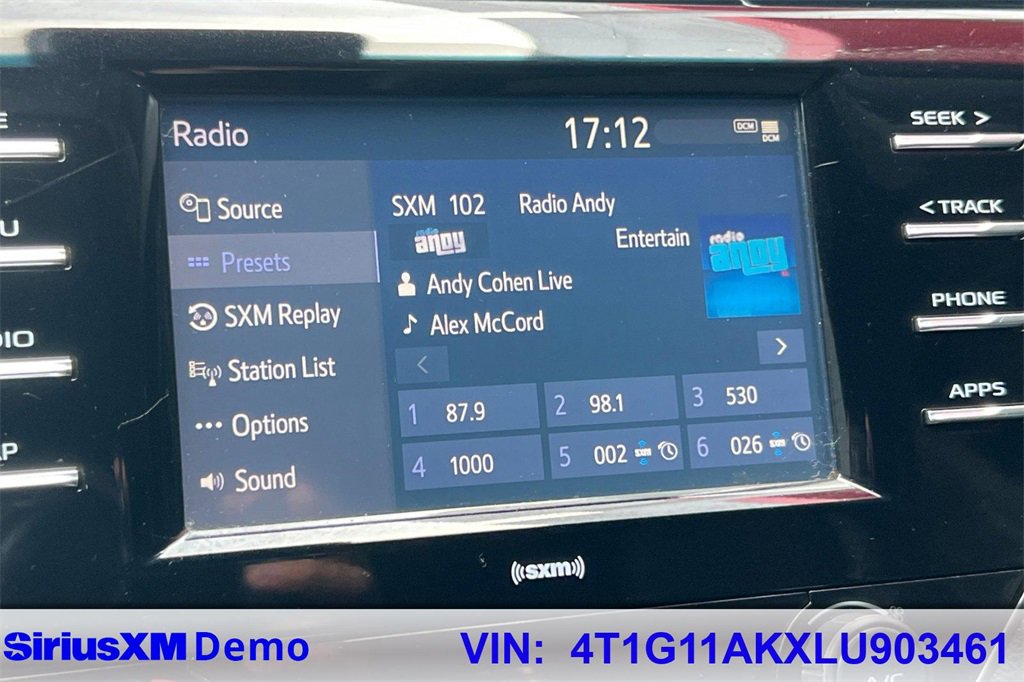 Used 2020 Toyota Camry SE image 28