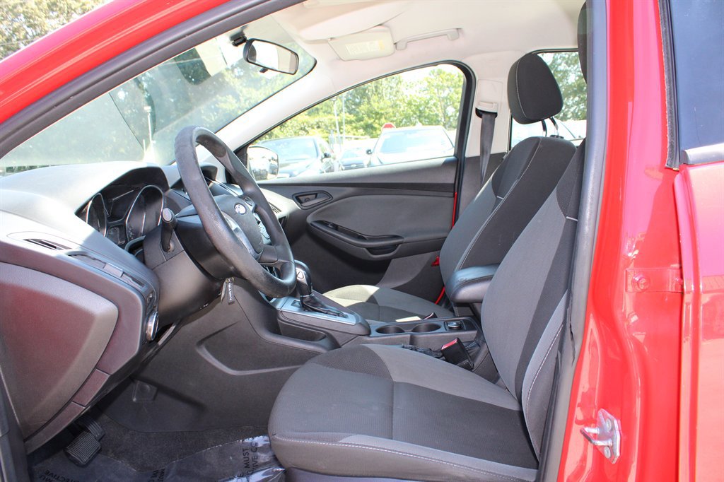 Used 2012 Ford Focus SE image 11