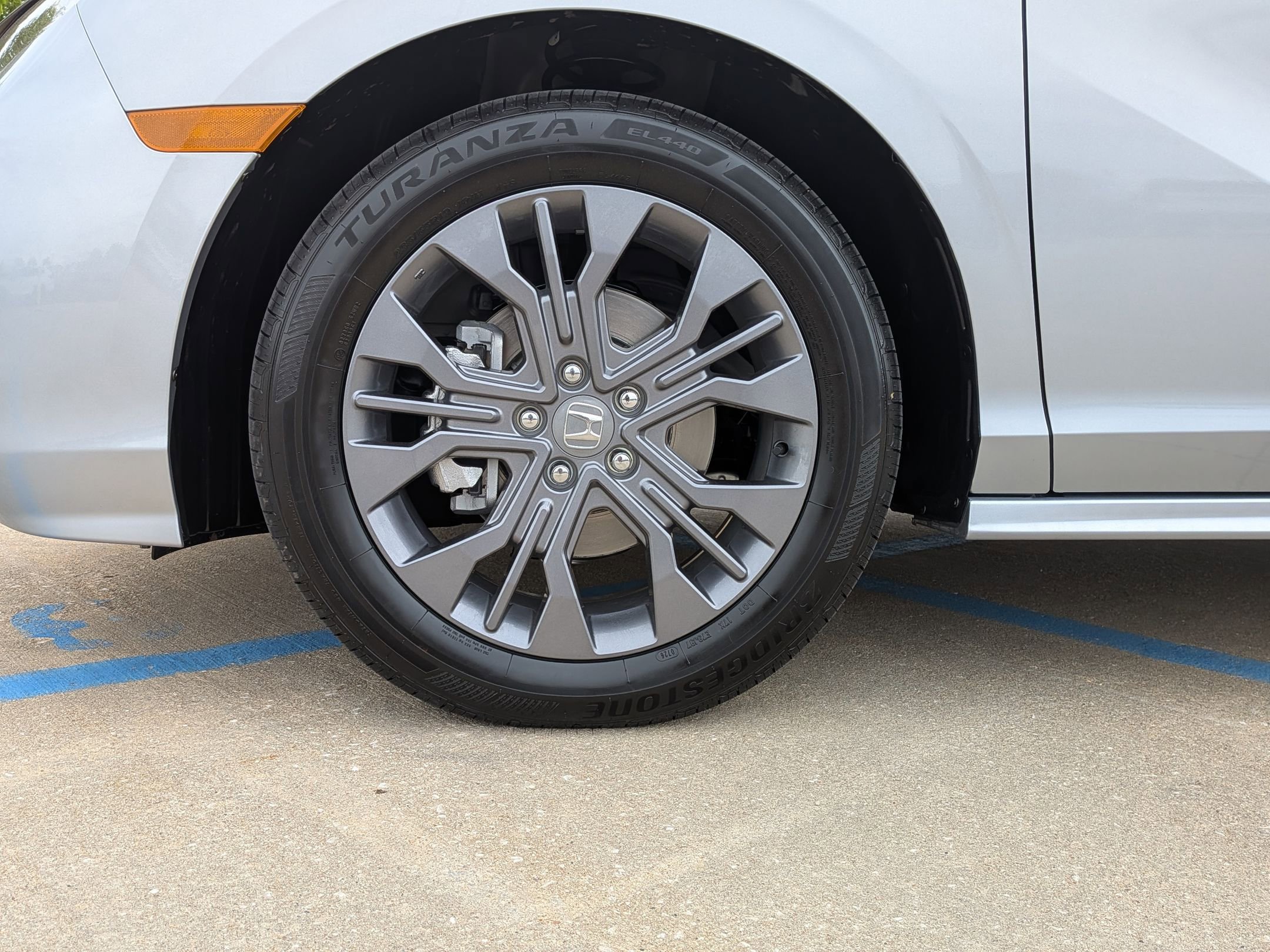 Certified 2026 Honda Odyssey Touring image 37