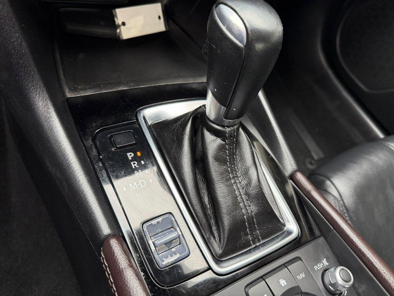 Used 2018 MAZDA MAZDA3 Touring image 35