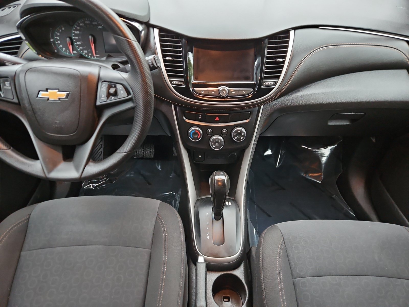 Used 2020 Chevrolet Trax LS w/ Tint and Cruise Package FWD image 11