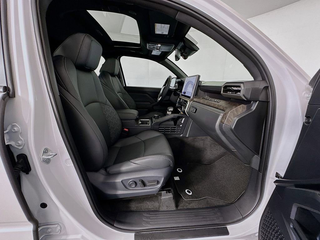 Certified 2025 Toyota Tacoma Limited image 28