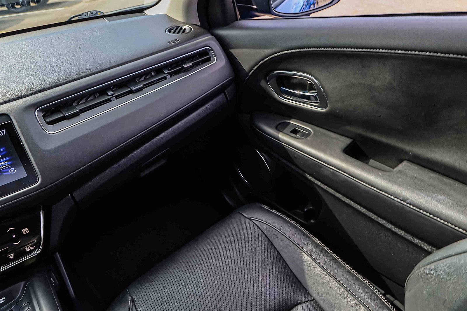 Used 2019 Honda HR-V EX-L image 18