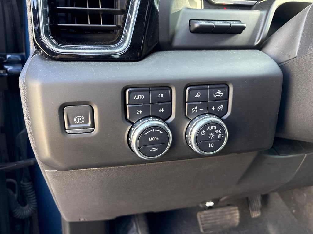 Used 2023 GMC Sierra 1500 Denali w/ Denali Reserve Package AWD/4WD image 14