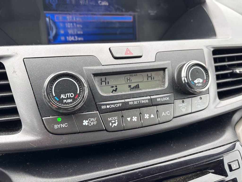 Used 2014 Honda Odyssey EX image 24