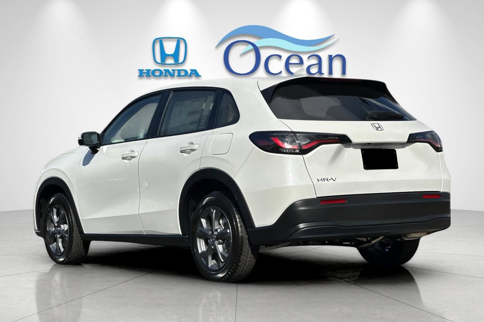 New 2027 Honda HR-V LX image 3
