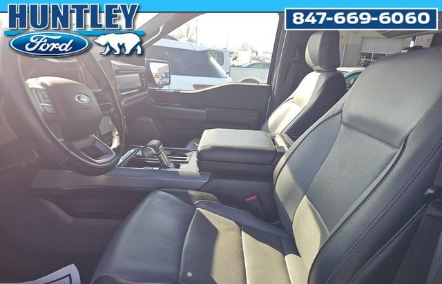 Used 2022 Ford F150 Lightning Lariat image 6