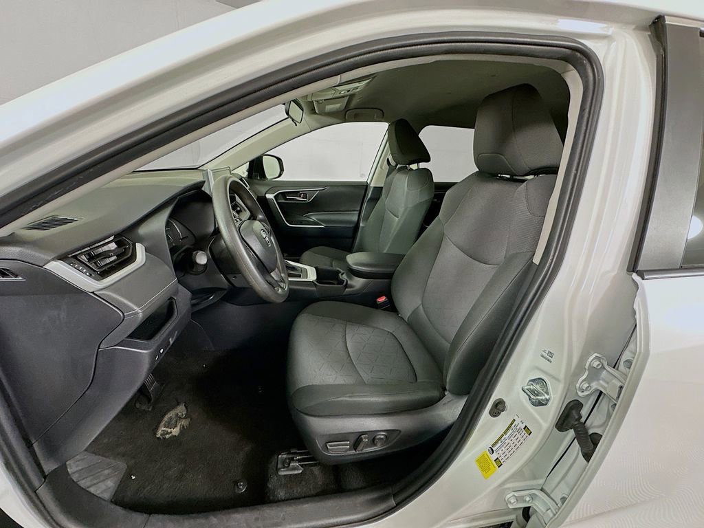 Certified 2024 Toyota RAV4 XLE image 21
