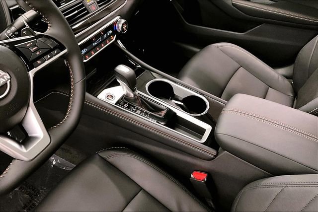 New 2025 Nissan Altima 2.5 SR w/ SR Premium Package image 9