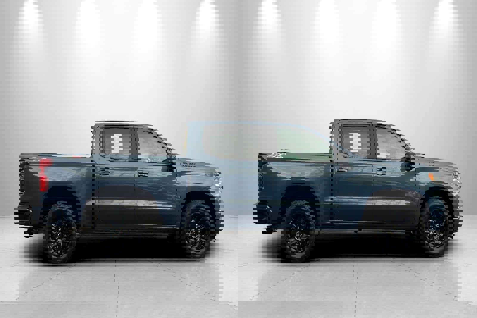 Used 2024 Chevrolet Silverado 1500 RST w/ LPO, Dark Essentials Package image 8