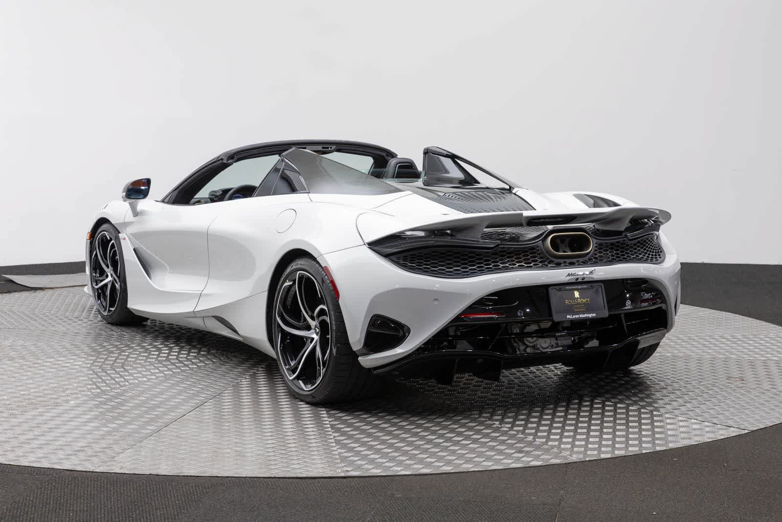 New 2027 McLaren 750S Spider RWD image 4