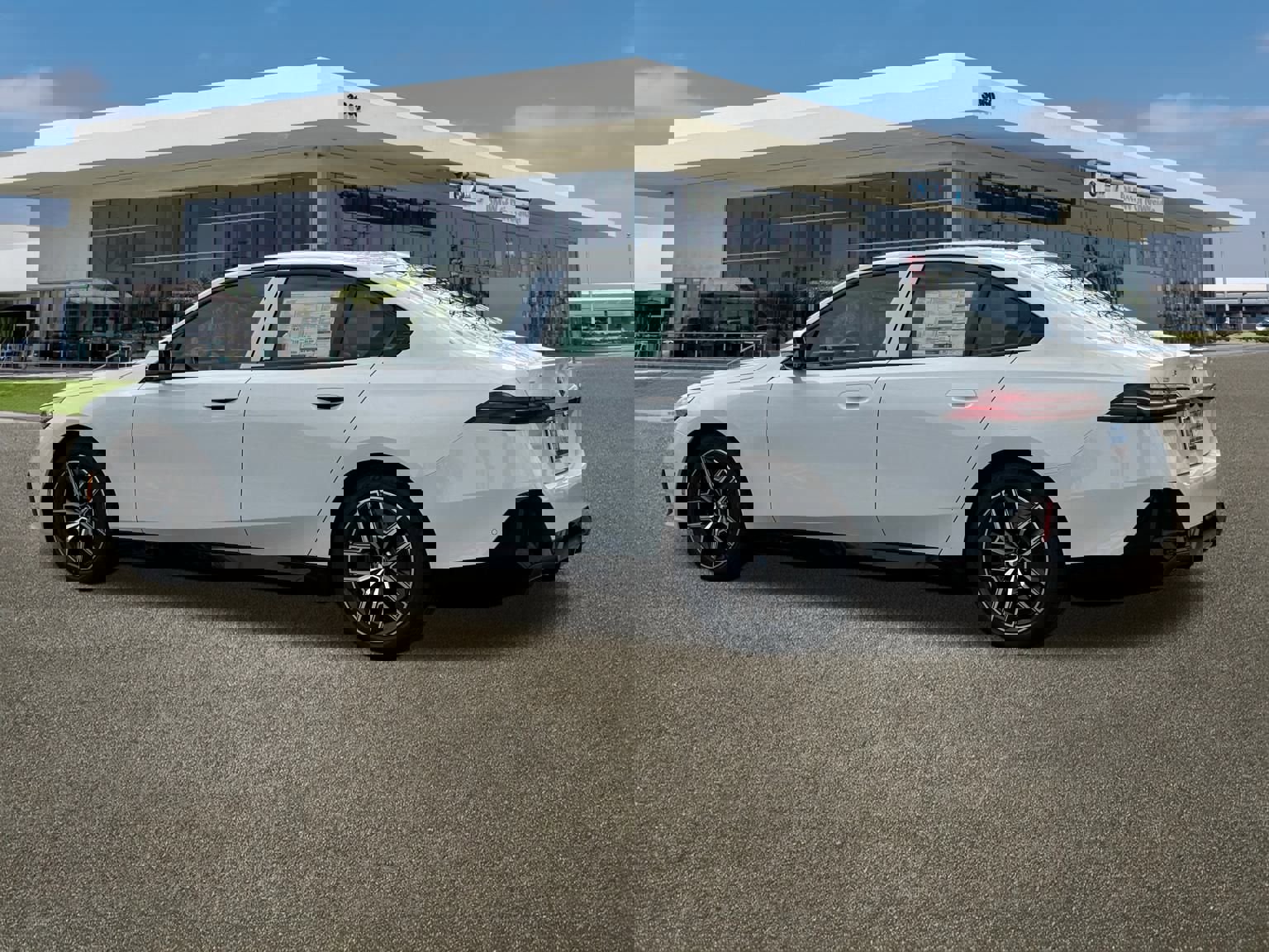 New 2026 BMW i5 eDrive40 w/ M Sport Package image 7