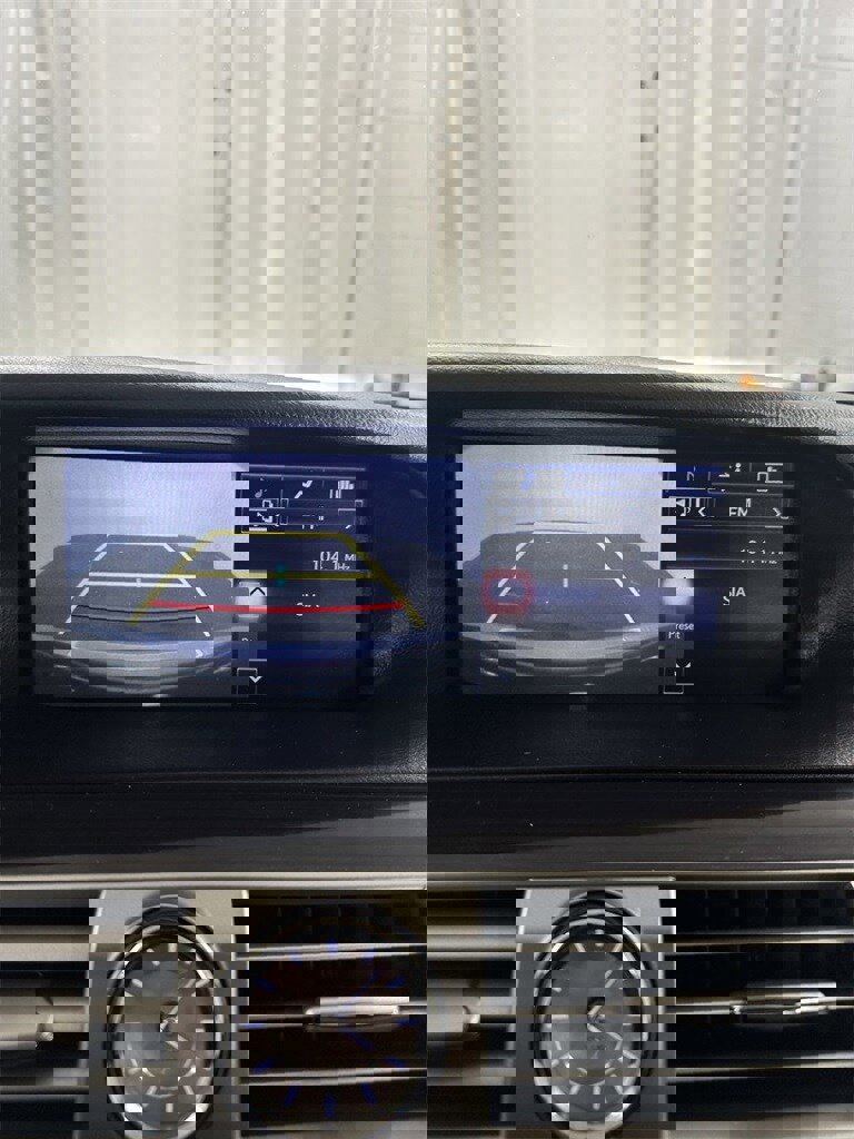 Used 2015 Lexus LS 460 L image 25