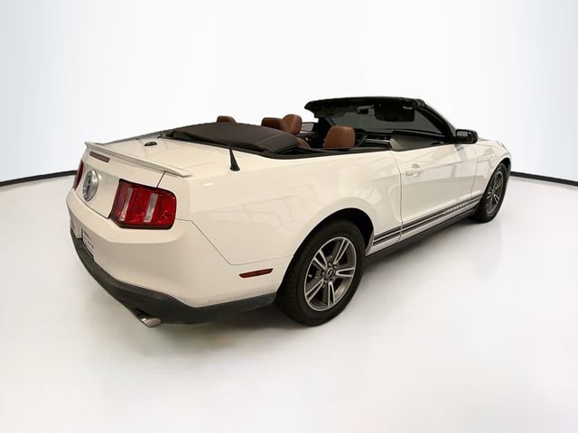 Used 2011 Ford Mustang Premium w/ 201A Rapid Spec Order Code RWD image 7