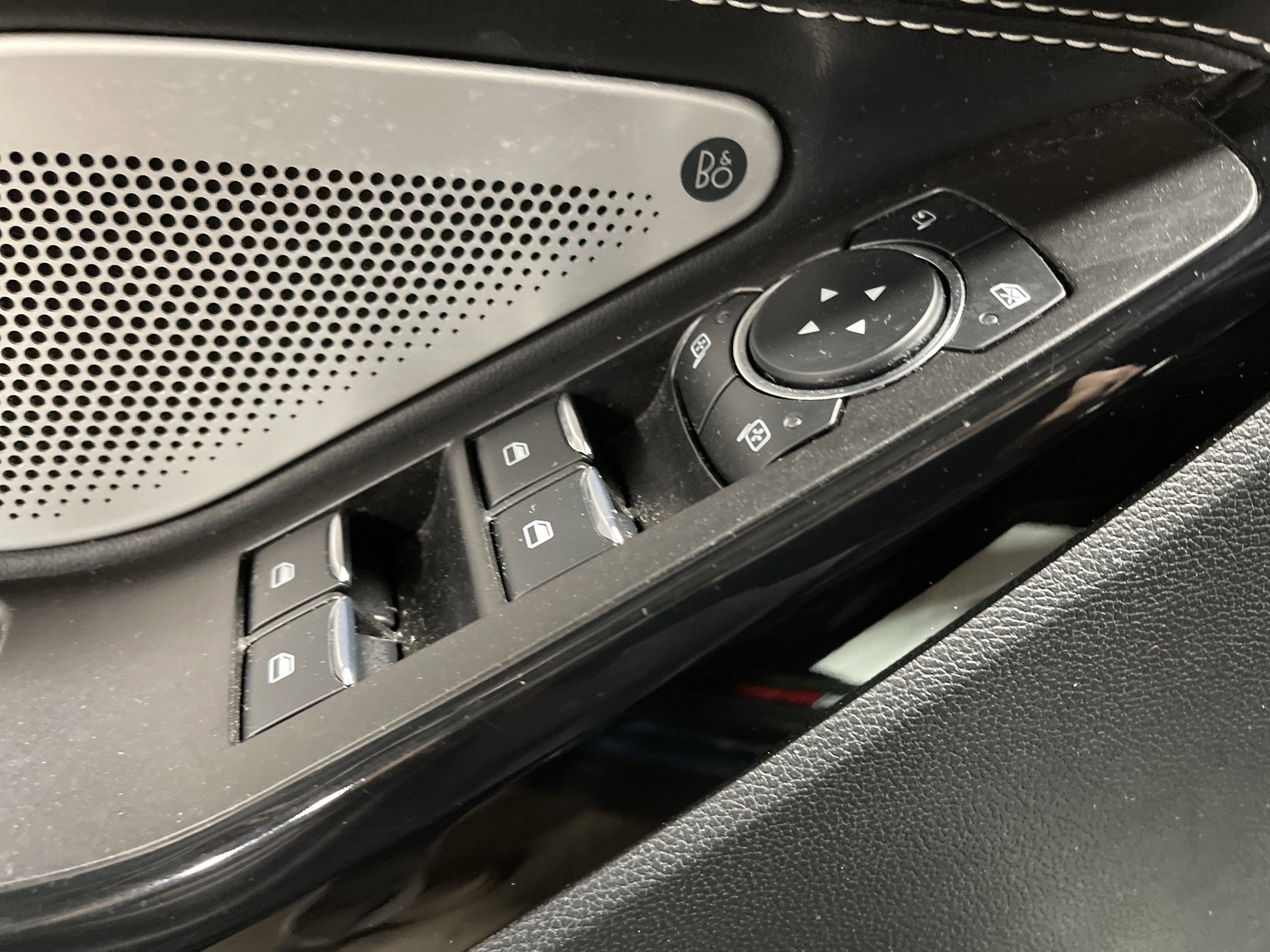 Used 2021 Ford Explorer ST w/ Equipment Group 401A image 10