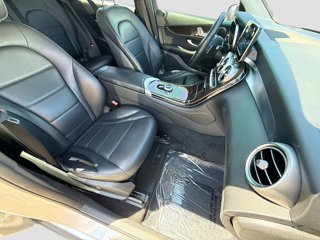 Used 2017 Mercedes-Benz GLC 300 image 13