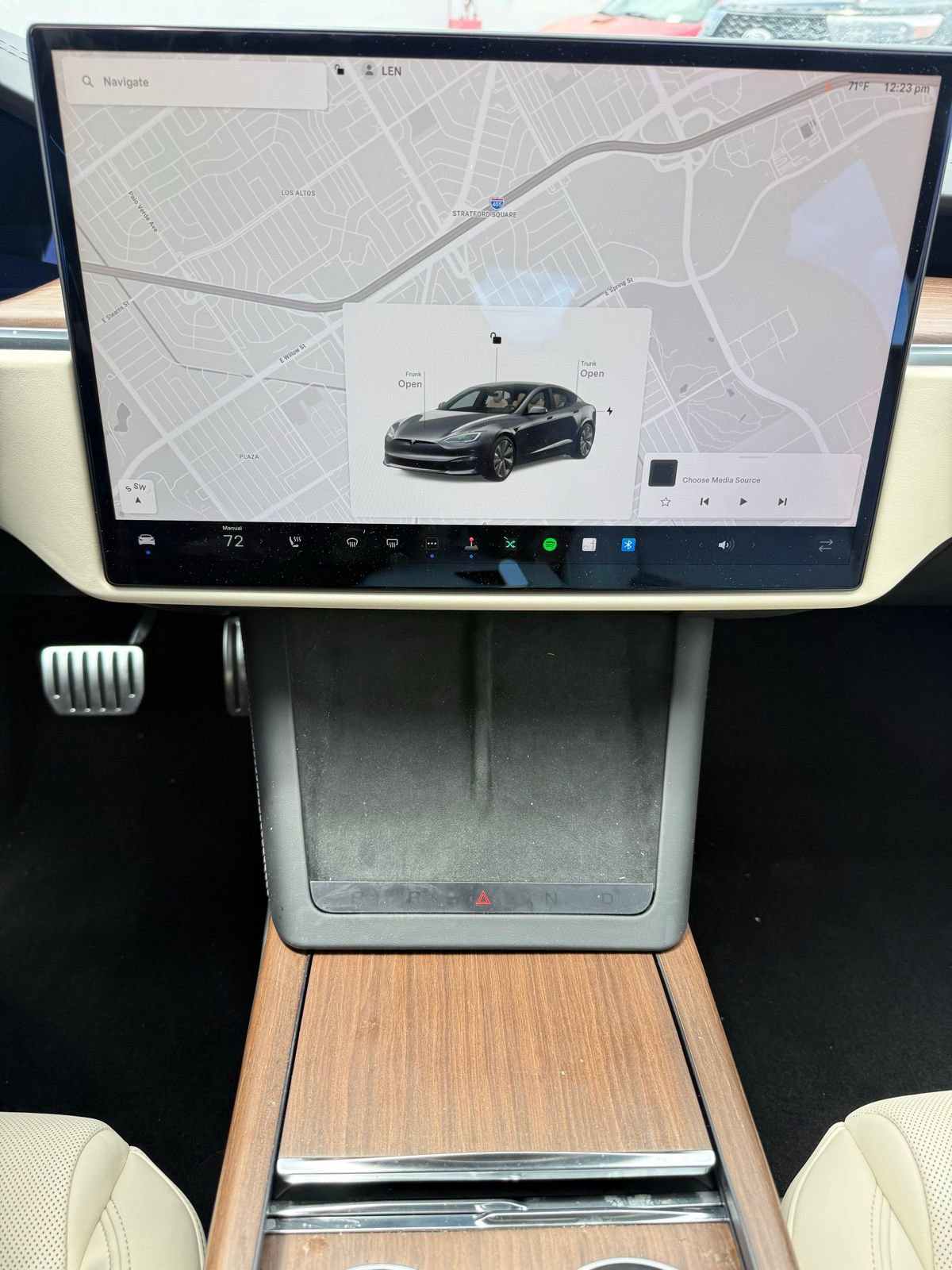 Used 2023 Tesla Model S Standard Range AWD/4WD image 8