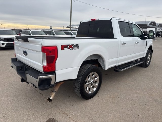 Used 2019 Ford F250 Lariat w/ Chrome Package image 8