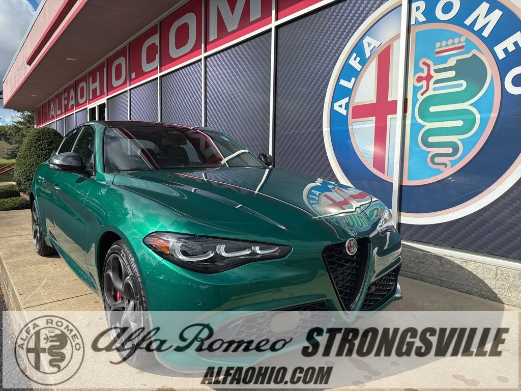 New 2025 Alfa Romeo Giulia AWD w/ Driving Assist Package video 1