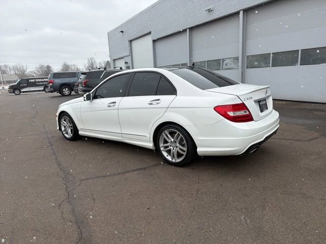 Used 2014 Mercedes-Benz C 300 4MATIC Sedan image 14