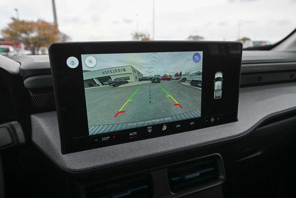 New 2025 Ford Maverick XLT image 32