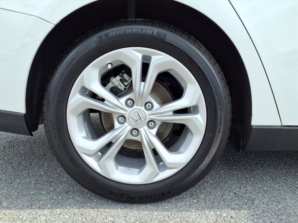 Certified 2025 Honda Accord LX image 25