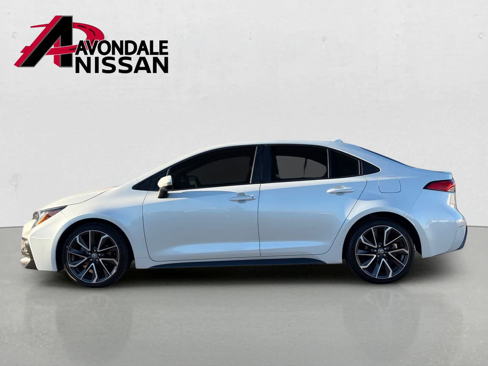 Used 2022 Toyota Corolla SE FWD image 3