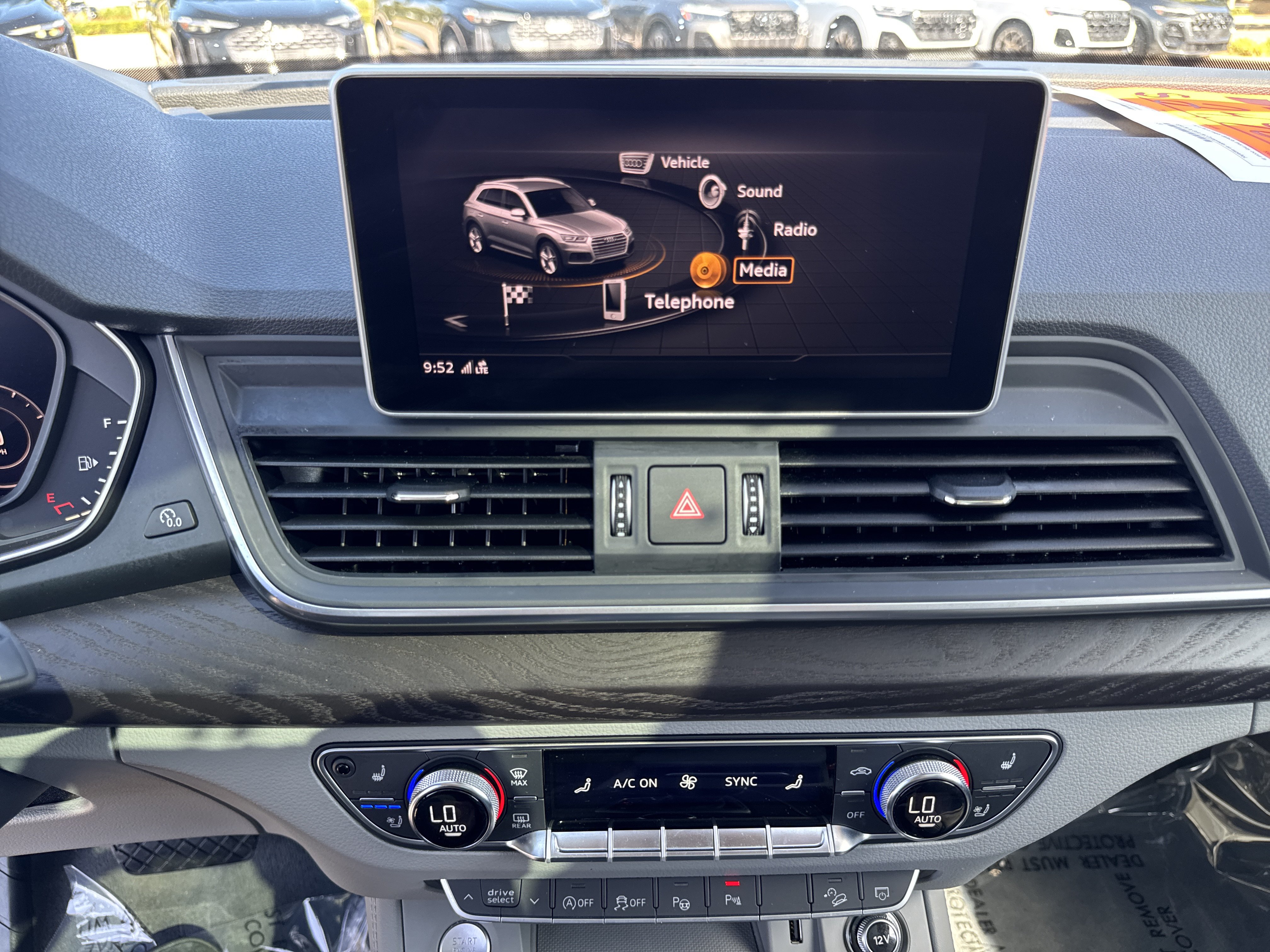 Used 2019 Audi Q5 Prestige w/ Prestige Package AWD/4WD image 27