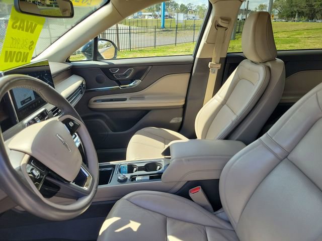 Used 2023 Lincoln Corsair Reserve w/ Jet Appearance Package image 12