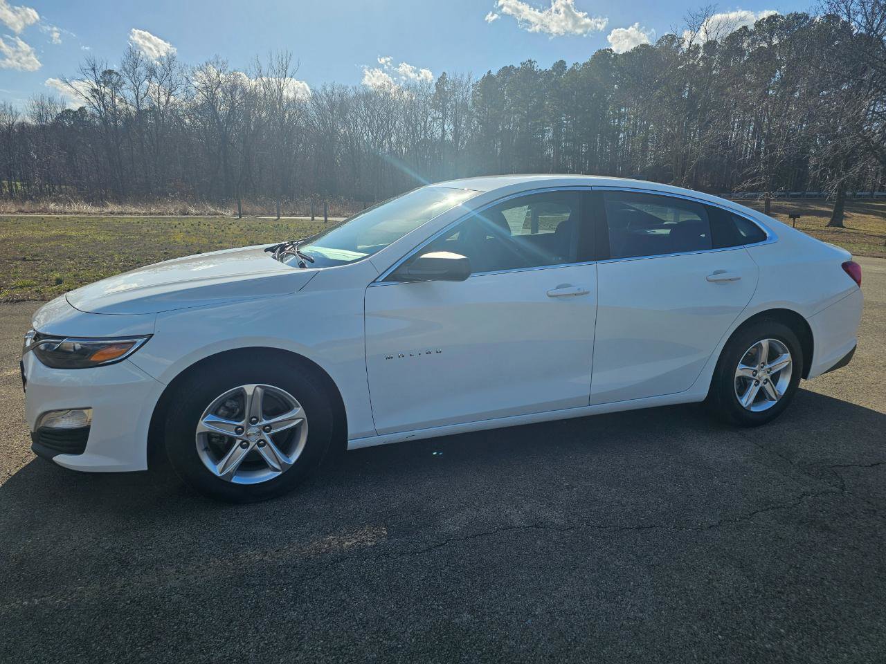 Used 2023 Chevrolet Malibu LS image 11