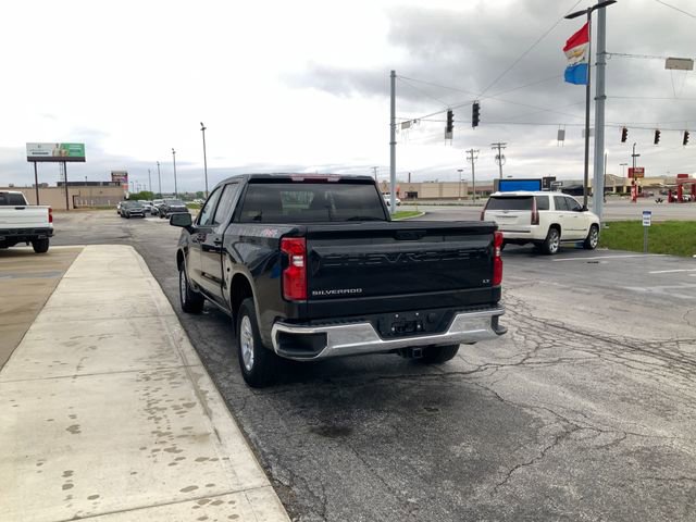 Used 2023 Chevrolet Silverado 1500 LT AWD/4WD image 9